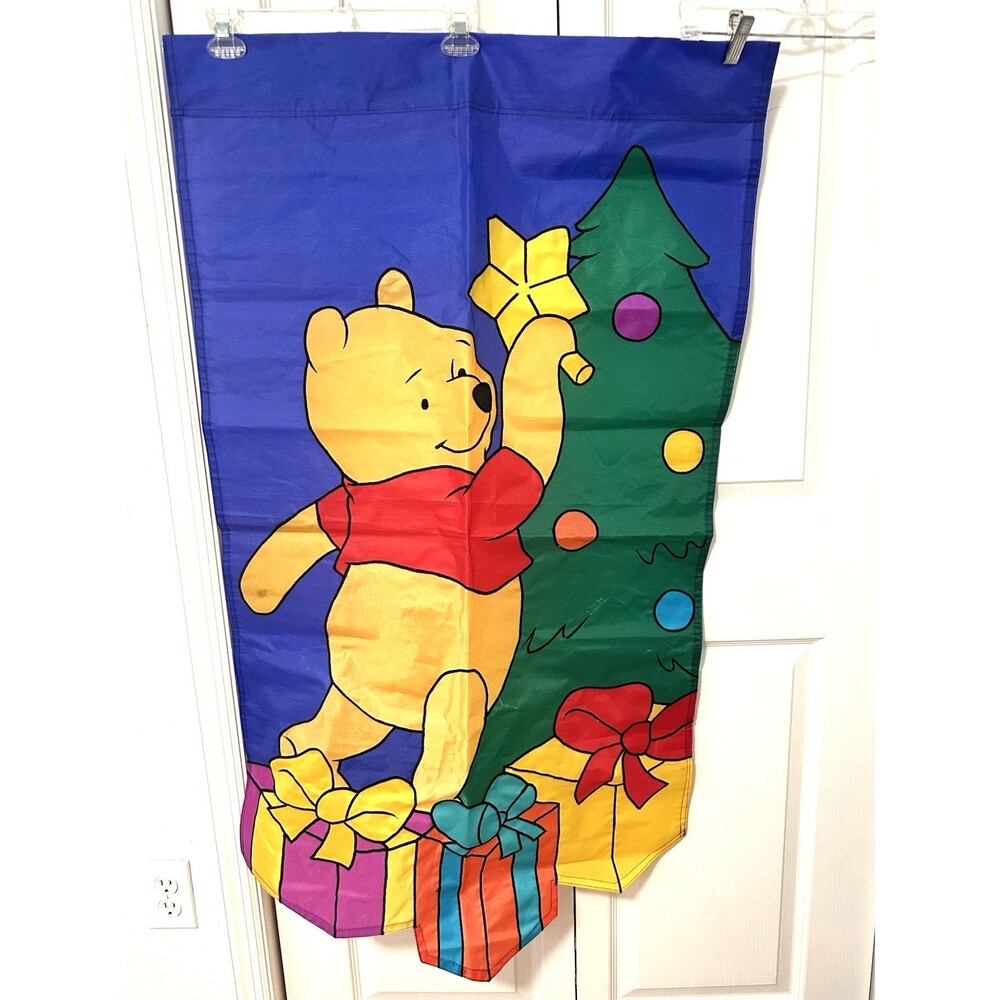 House Flag 1997 Winnie The Pooh Christmas Holiday 27”X47” Large Great Condition